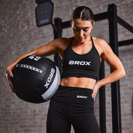 8ROX Competition Wall Ball with athlete